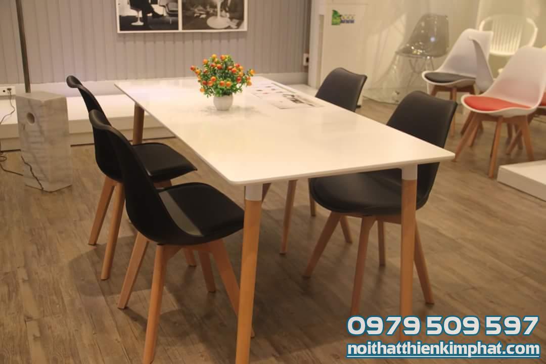 Bộ Bàn Ăn 4 Ghế Đẹp 003