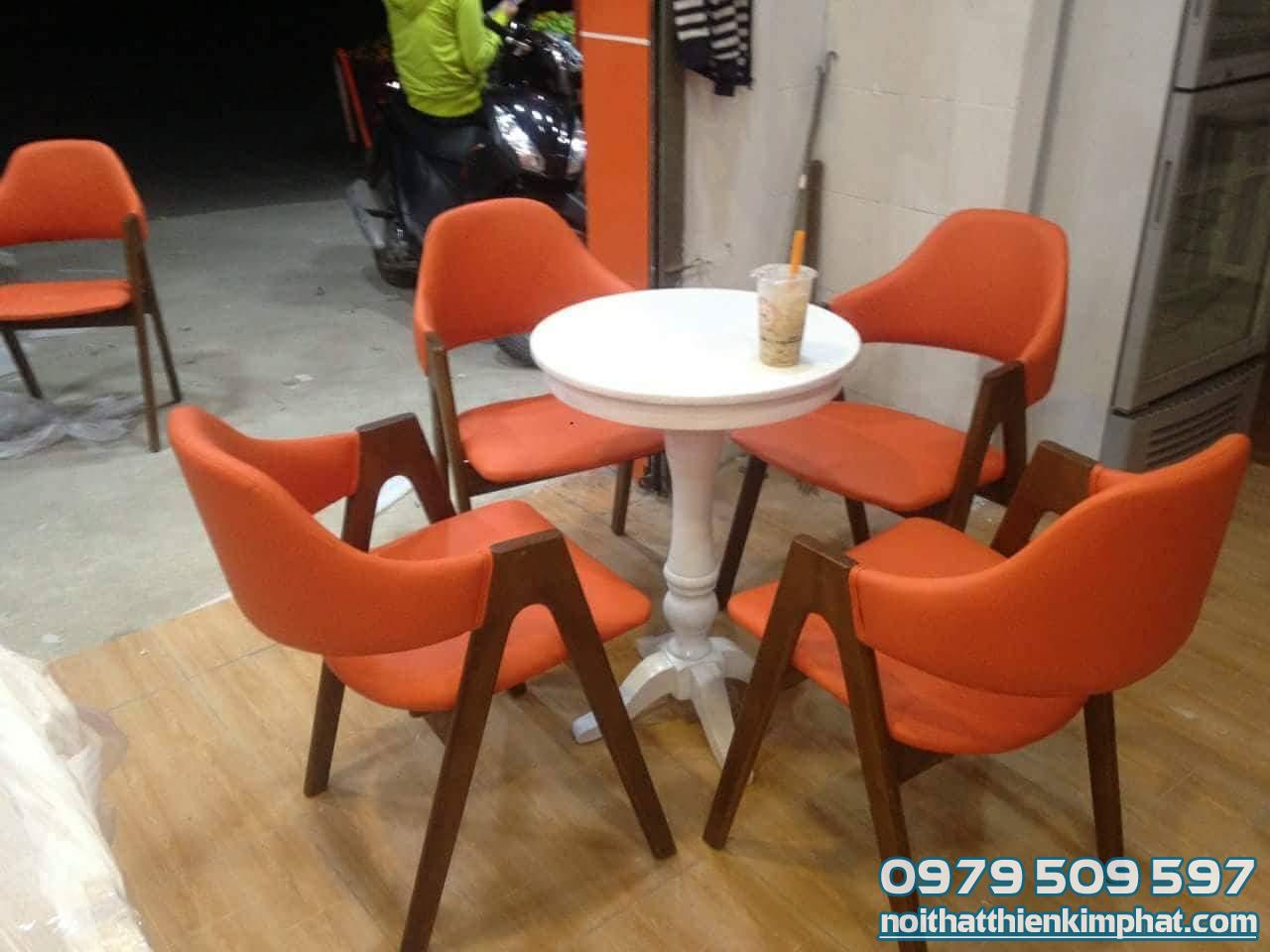 Bộ Bàn Ăn 4 Ghế Đẹp 004